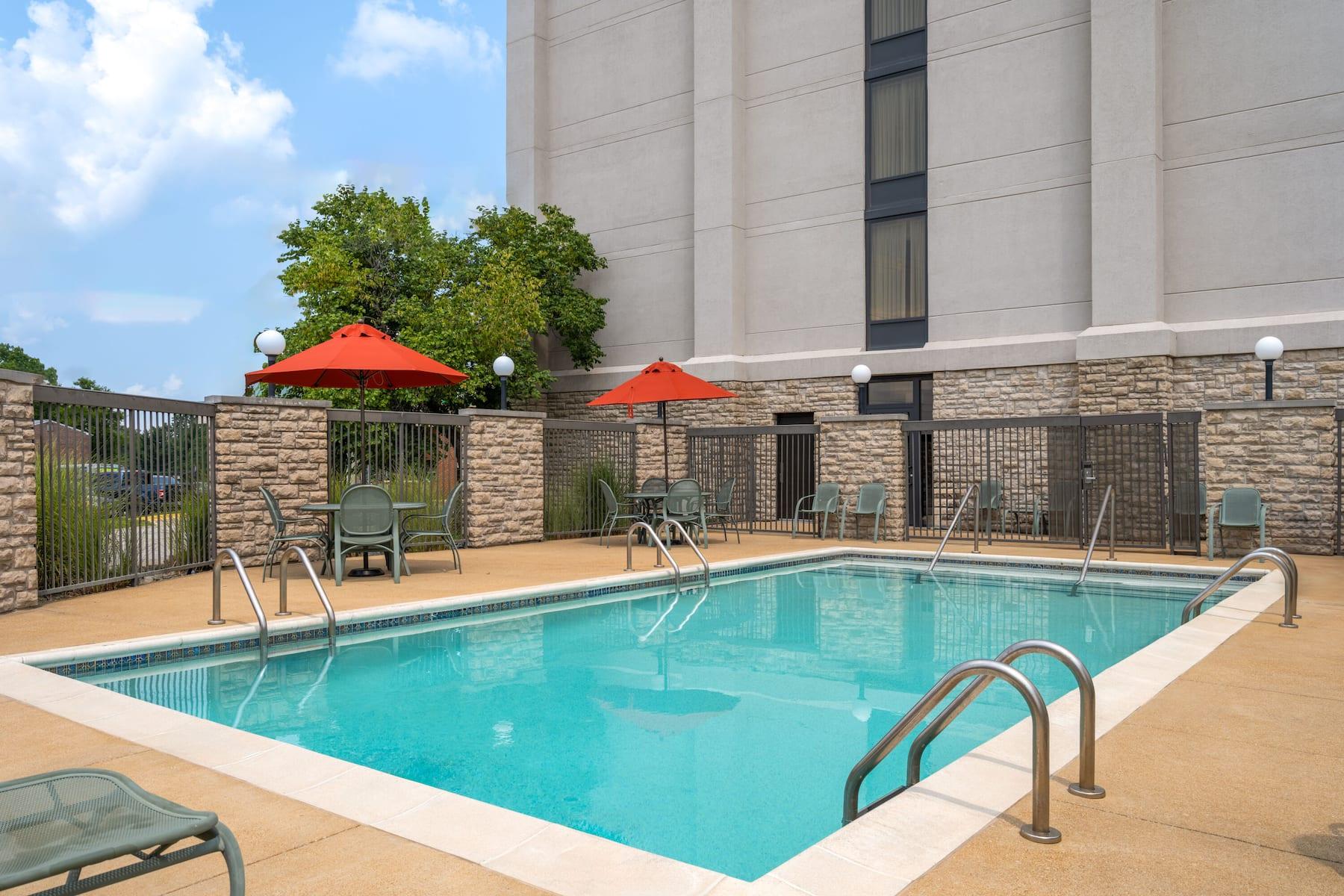 Hotel Wingate By Wyndham St Louis Airport Saint Ann Exterior foto